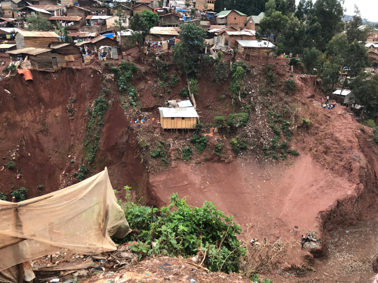 Extension horizontale et mixte de la ville de Bukavu et la planification des nouvelles villes satellites : la solution à son urbanisation incontrôlée